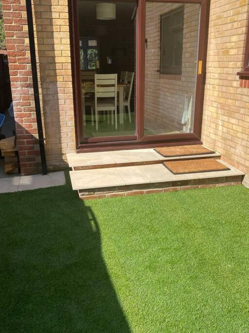 Beautiful 3 Bed Home In The Heart Of New Forest Hordle Екстериор снимка