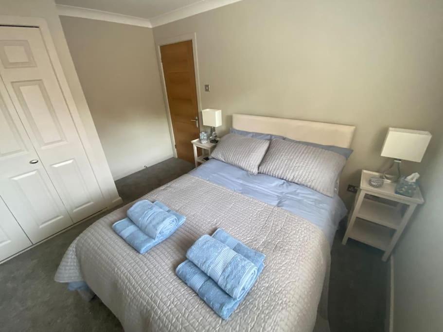 Beautiful 3 Bed Home In The Heart Of New Forest Hordle Екстериор снимка