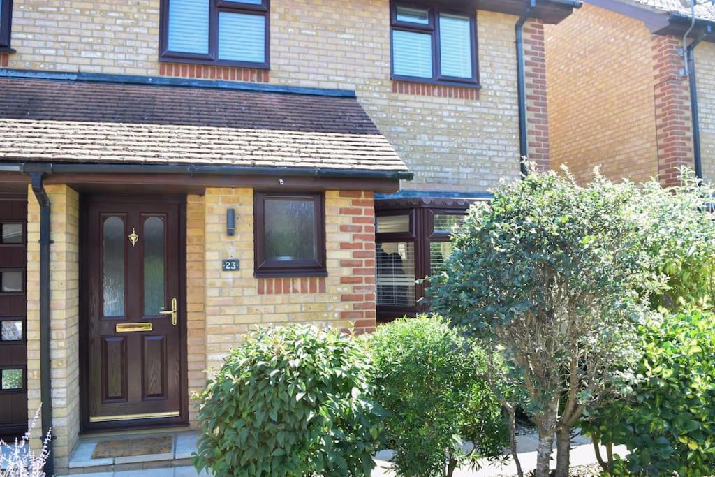 Beautiful 3 Bed Home In The Heart Of New Forest Hordle Екстериор снимка